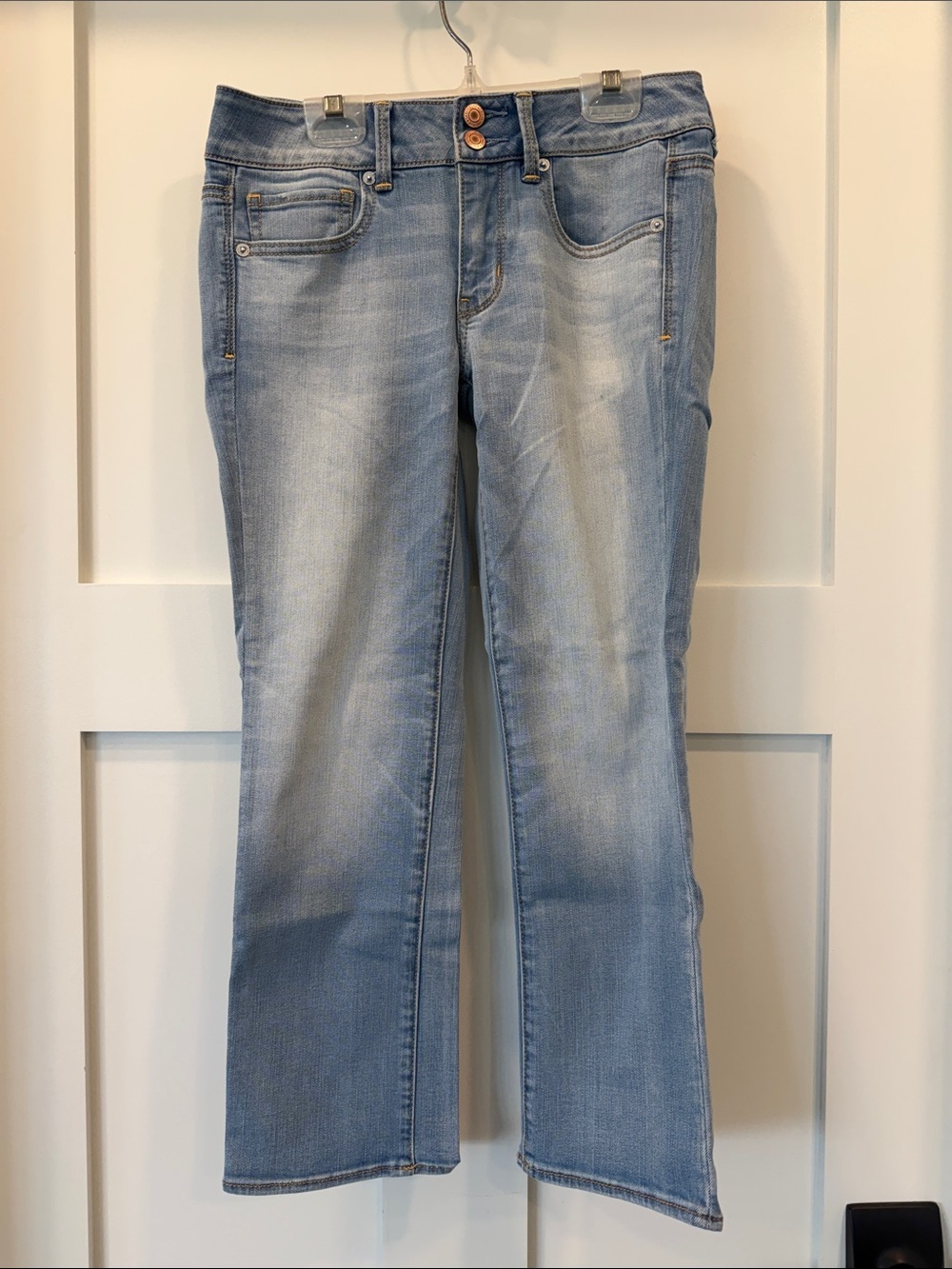 American Eagle Outfitters Light Blue Cropped Straight-Leg Jeans